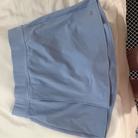 Alo White and Blue Tennis Skirt set (x2) - Picture 4 of 7